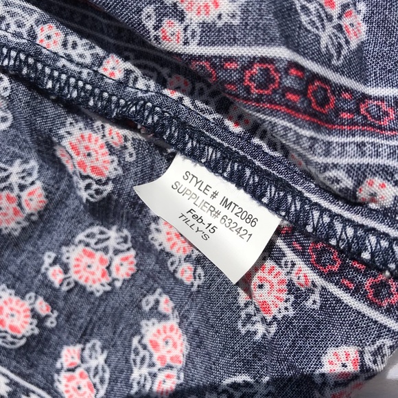 Tilly’s Full Tilt Kimono - Picture 7 of 7